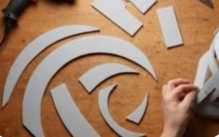 How To Size, Split And Finish A 3D Printed Cosplay Helmet